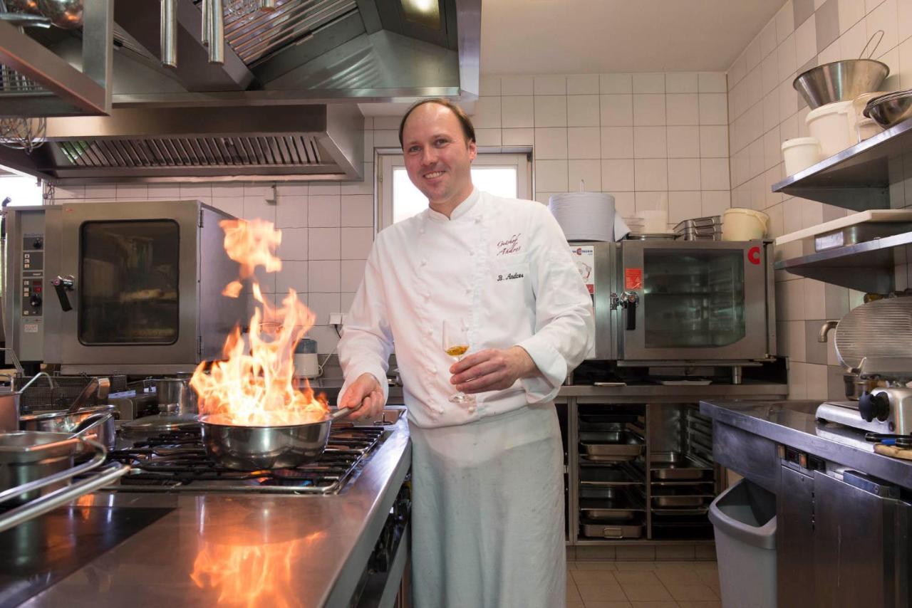 Gutshof Andres Hotel Kirchlauter Bagian luar foto