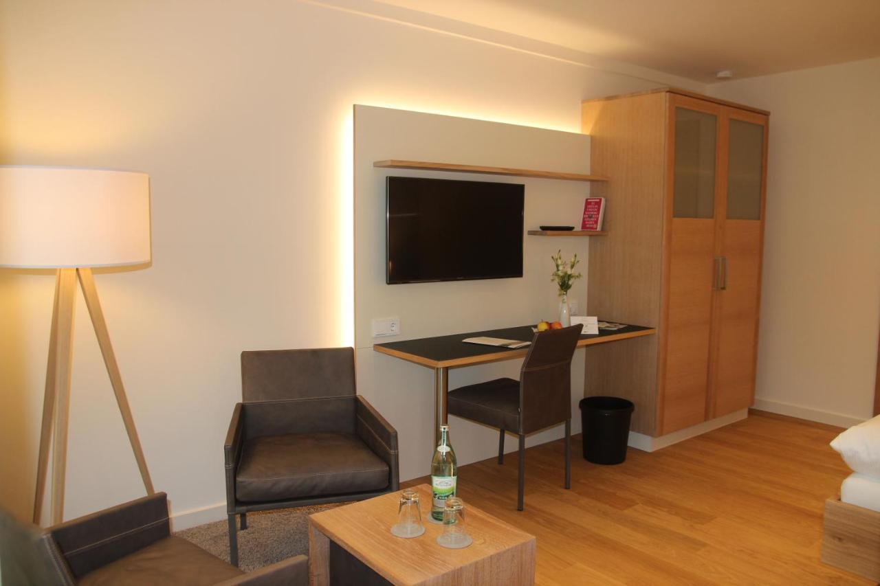 Gutshof Andres Hotel Kirchlauter Bagian luar foto