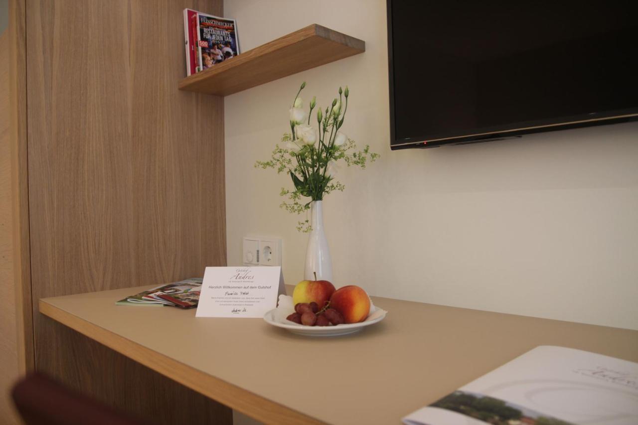 Gutshof Andres Hotel Kirchlauter Bagian luar foto